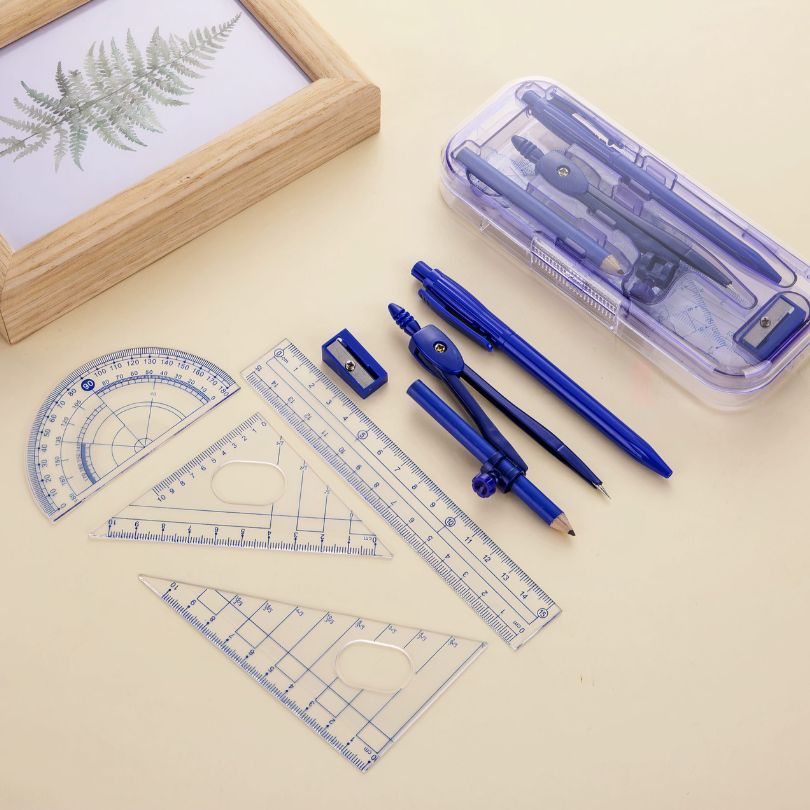 Trusa de Geometrie din Plastic cu 7 Instrumente